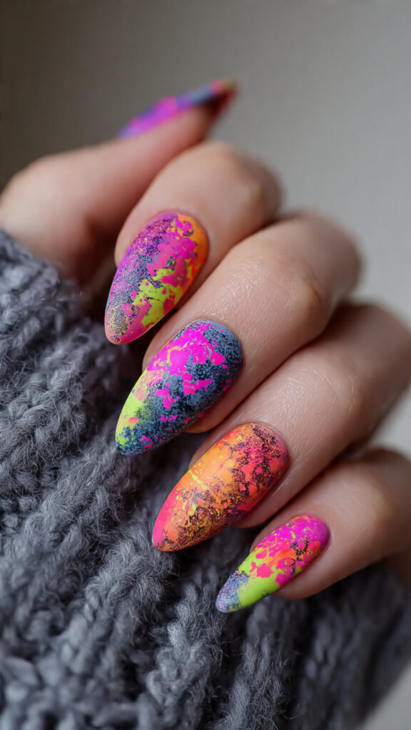 18 neon splatter nails with grunge finish