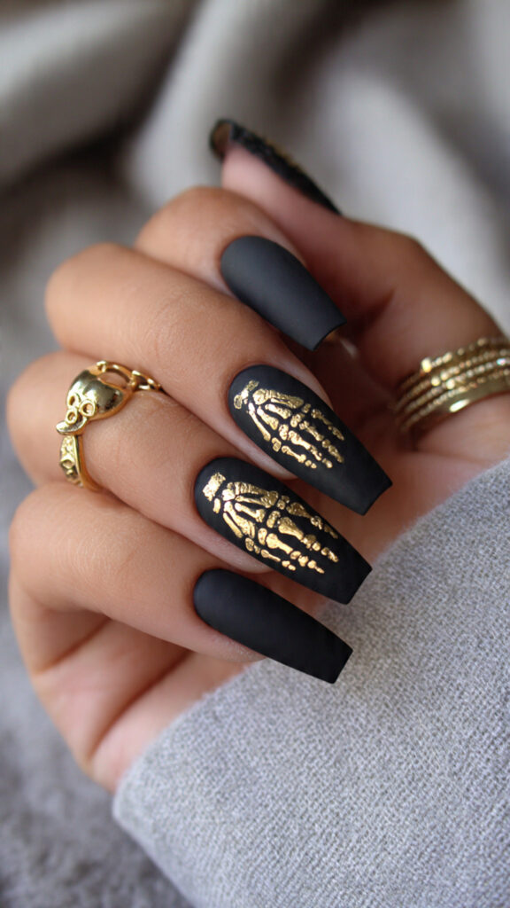 create exactly this type of the nails 2025 11 30T175911.405
