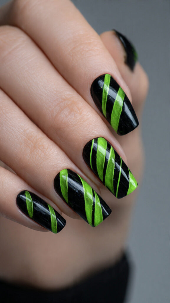 create exactly this type of the nails 2025 12 02T213512.628