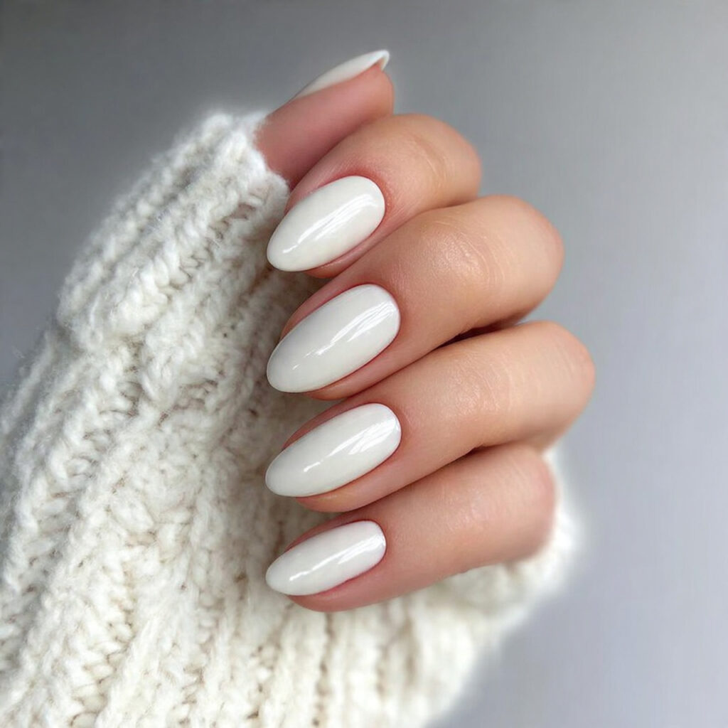 21 Elegant Winter Nails That Look Soft and Classy 18 elegant winter nails with and white mixes