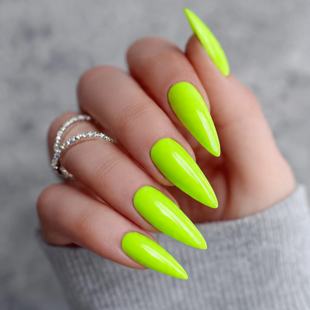 10 neon green stiletto nails