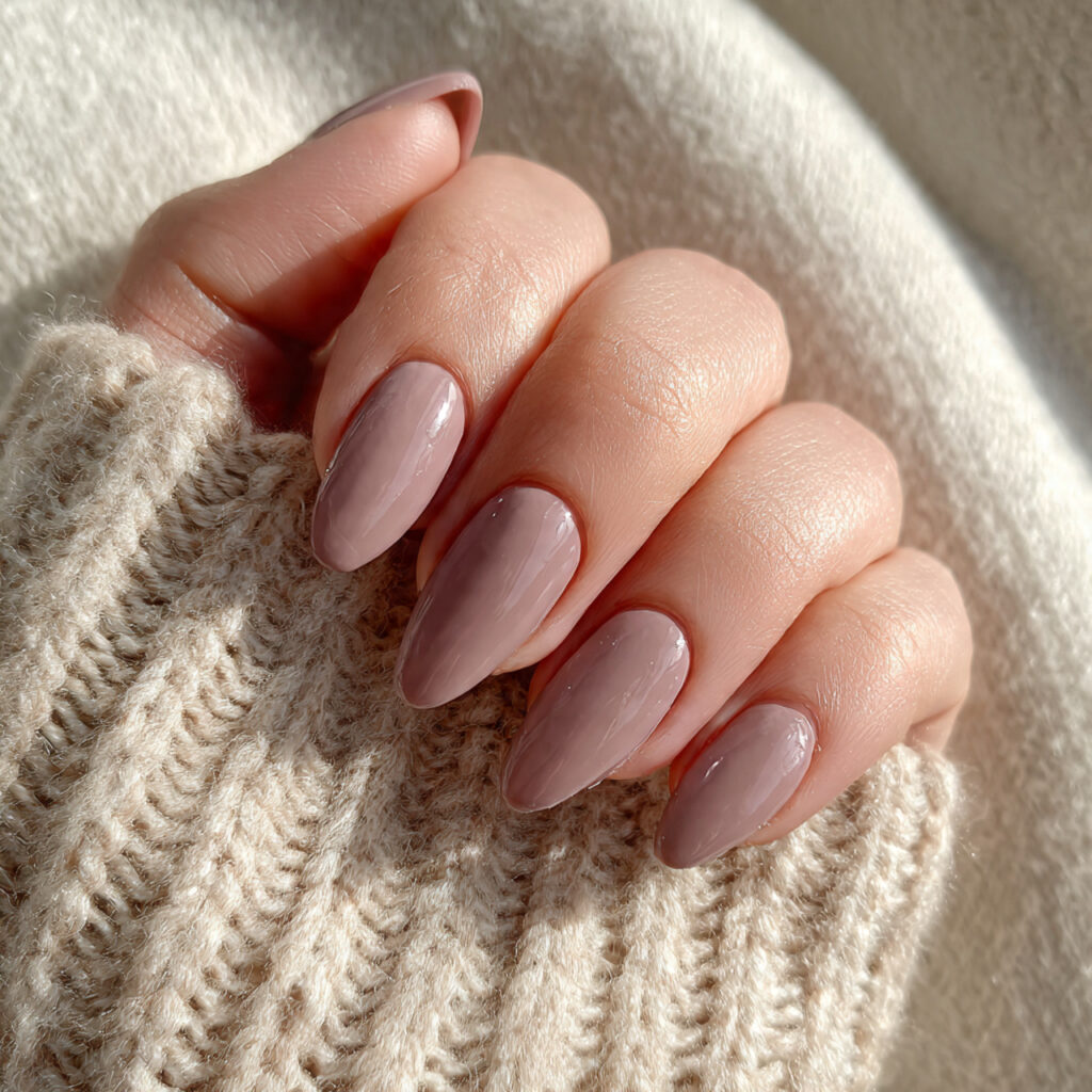 light mocha nails for a soft minimal