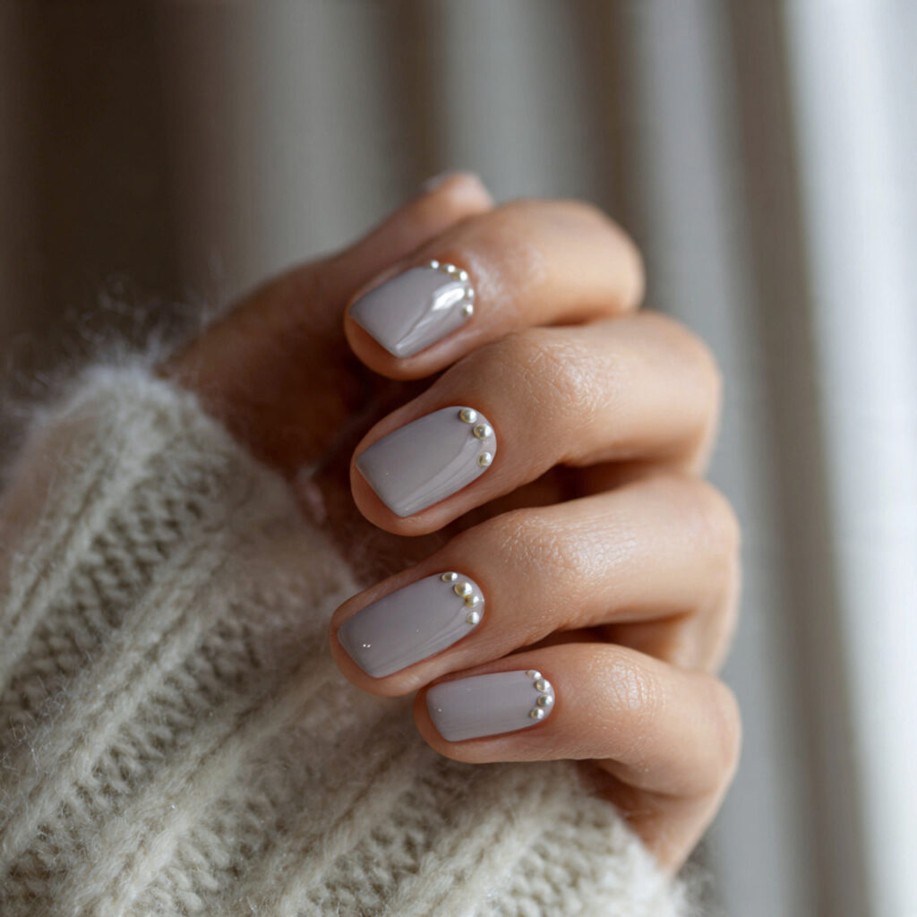 short soft gray nails with delicate pearl